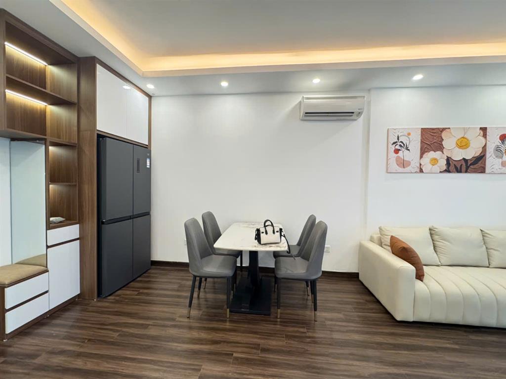 Hot! căn 2pn  1 wc full nội thất tầng 18 hướng bc đông hoàng huy commerce