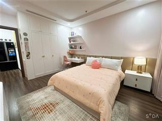 Căn hộ chung cư tại tầng trung, mã căn ch18, tòa rose, rose residence