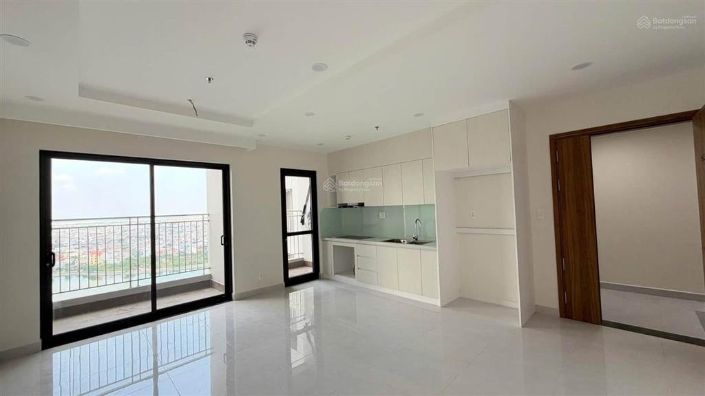 Bán căn góc 2pn view hồ tầng trung lakeside garden siêu hiếm