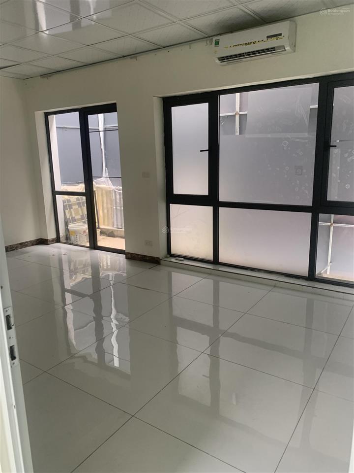 Cho thuê biệt thự sân vườn 185m2 x 3t, giá 20tr/th sàn để làm kho vp, online kđt foresa xuân phương