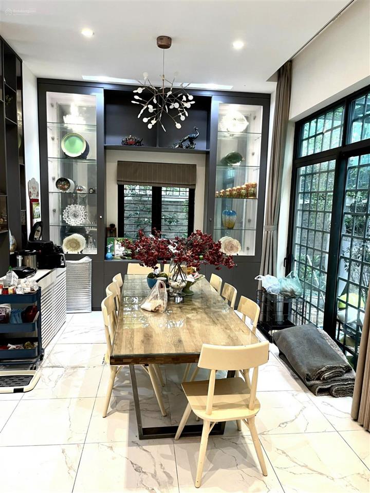 Cần bán song lập 165m2 giá tốt, vị trí đẹp, hướng đn, gần công viên kđt tasco foresa xuân phương