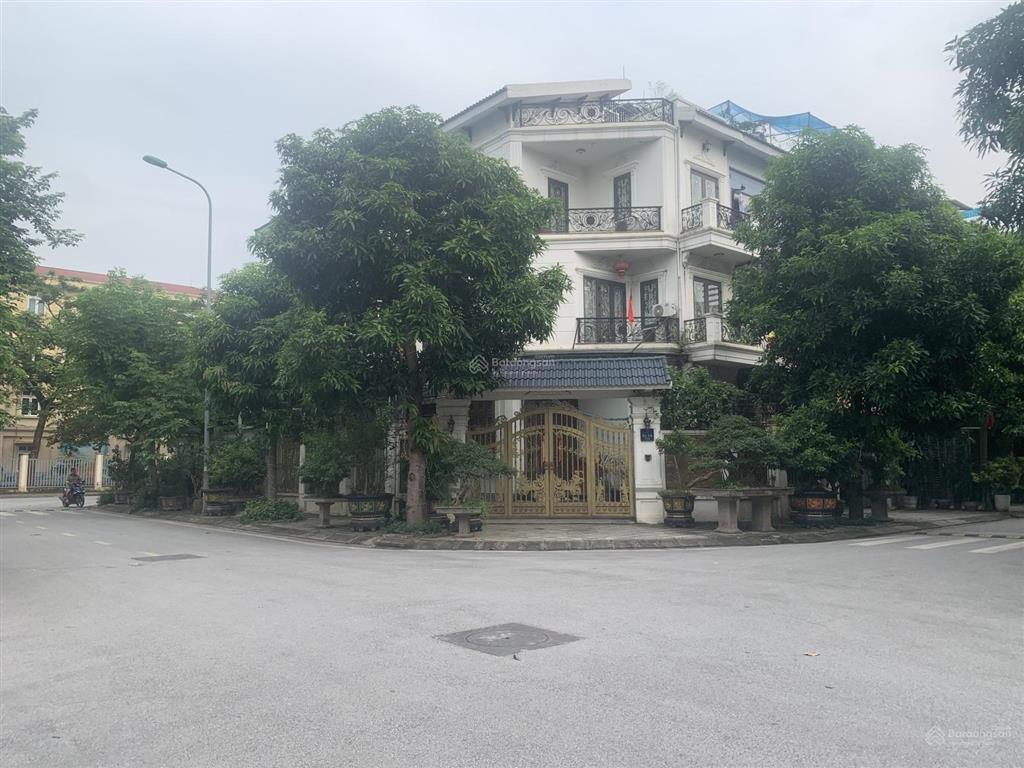 Chính chủ bán căn liền kề góc 115m2 hướng đn ,đối diện trường nam từ liêm foresa xuân phương tasco