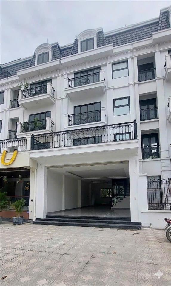 Cần bán liền kề 5 tầng khu foresa xuân phương, view công viên, ở hay kinh doanh đều tốt. chỉ 21.5tỷ