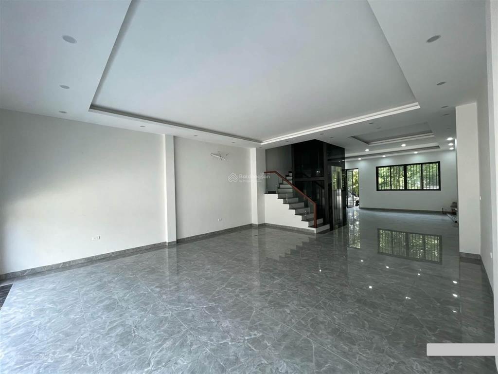 Cho thuê shophouse kđt xuân phươngforesa, trịnh văn bô, nam từ liêm. dt 110m2 x 5 tầng thang máy