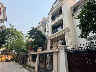 Bán nhà vườn tân hoàng minh  số 6 nguyễn văn huyên.