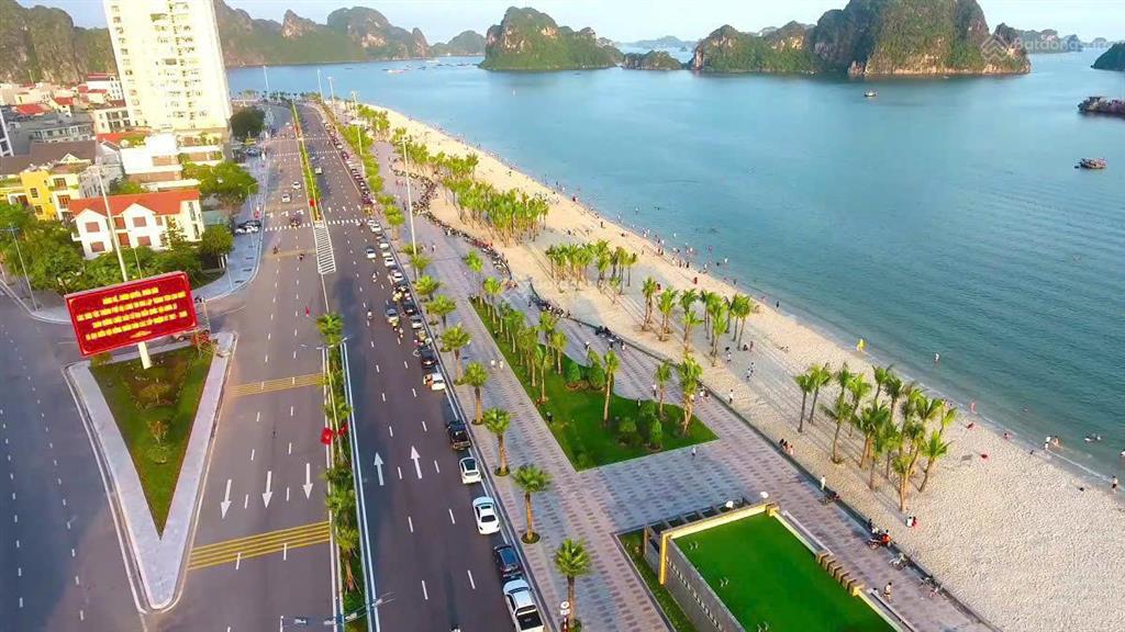 Chính chủ cần bán lô đất khu đô thị cột 5  cột 8 mở rộng phường hạ long, thành phố hạ long.