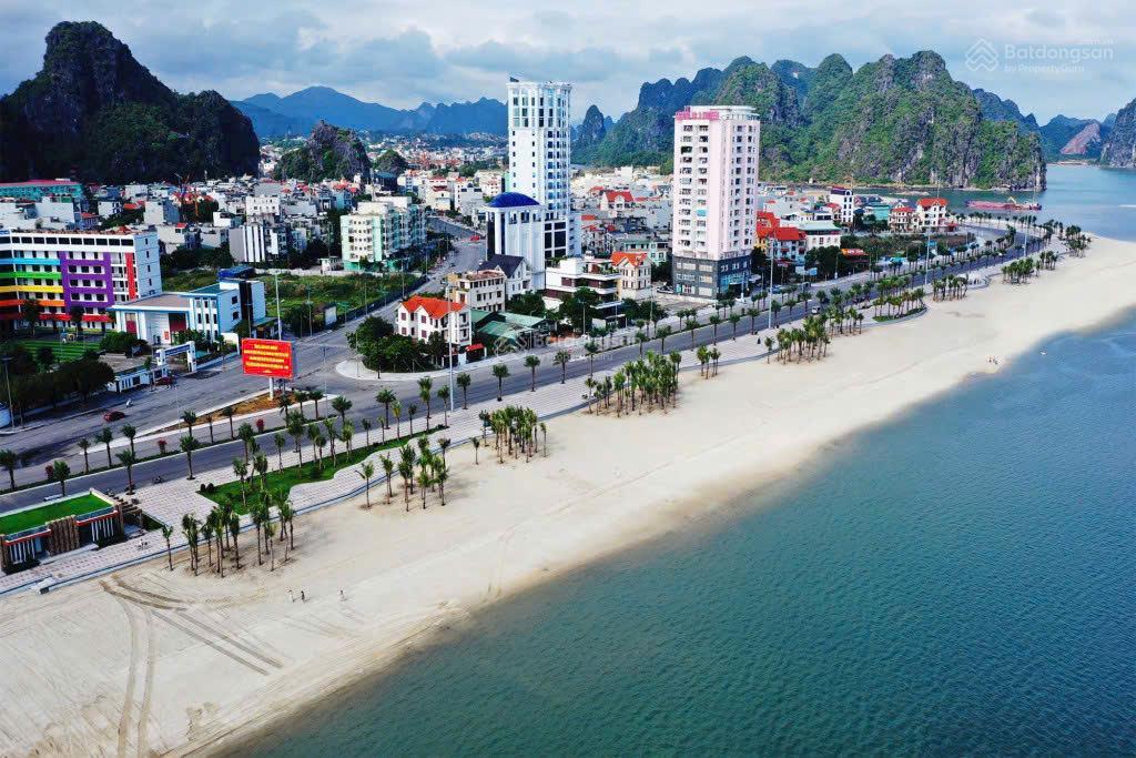 Chính chủ cần bán lô đất khu đô thị cột 5  cột 8 mở rộng phường hạ long, thành phố hạ long.