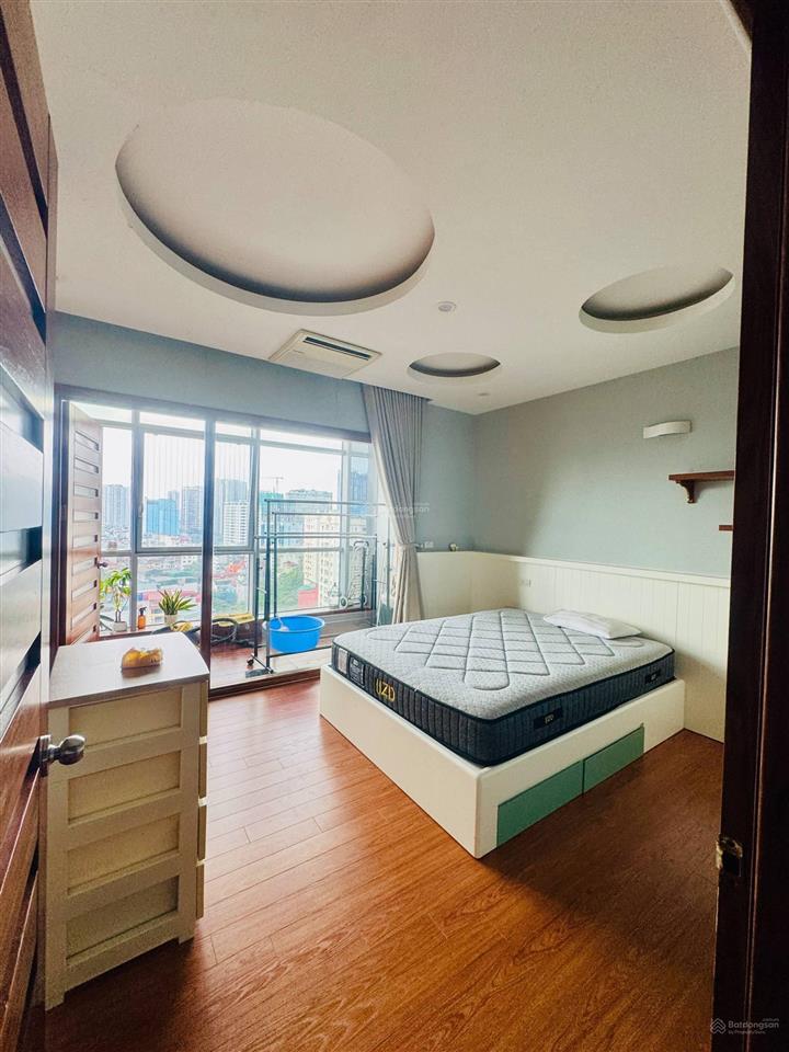 Bán căn hộ 3 phòng ngủ chung cư artex 172 phố ngọc khánh  ba đình.
