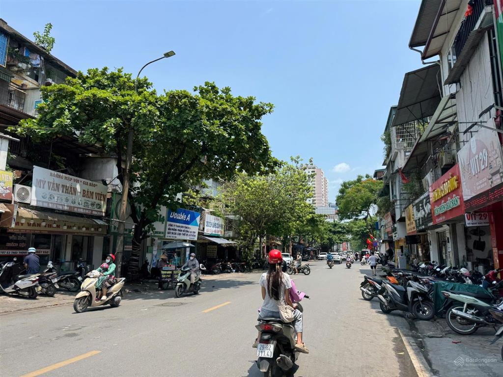 Cần bán  căn tập thể tầng 2, nhà e mặt phố thái thịnh  đống đa