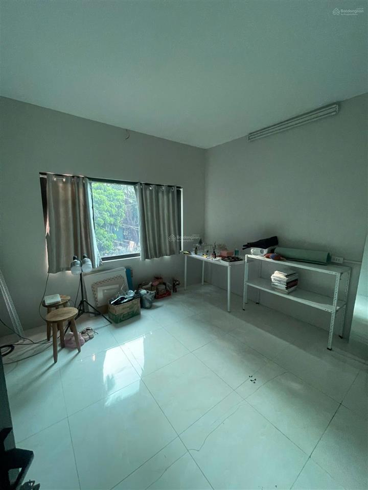 Chính chủ cho thuê nhà nguyên căn 2 tầng full đồ cơ bản ngõ 508 lạc long quân, tây hồ, hà nội