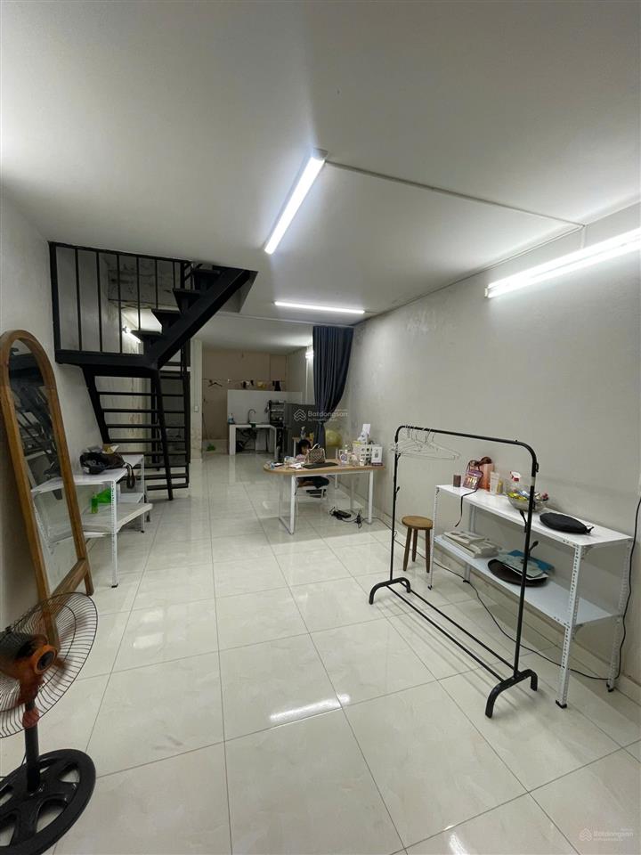 Chính chủ cho thuê nhà nguyên căn 2 tầng full đồ cơ bản ngõ 508 lạc long quân, tây hồ, hà nội