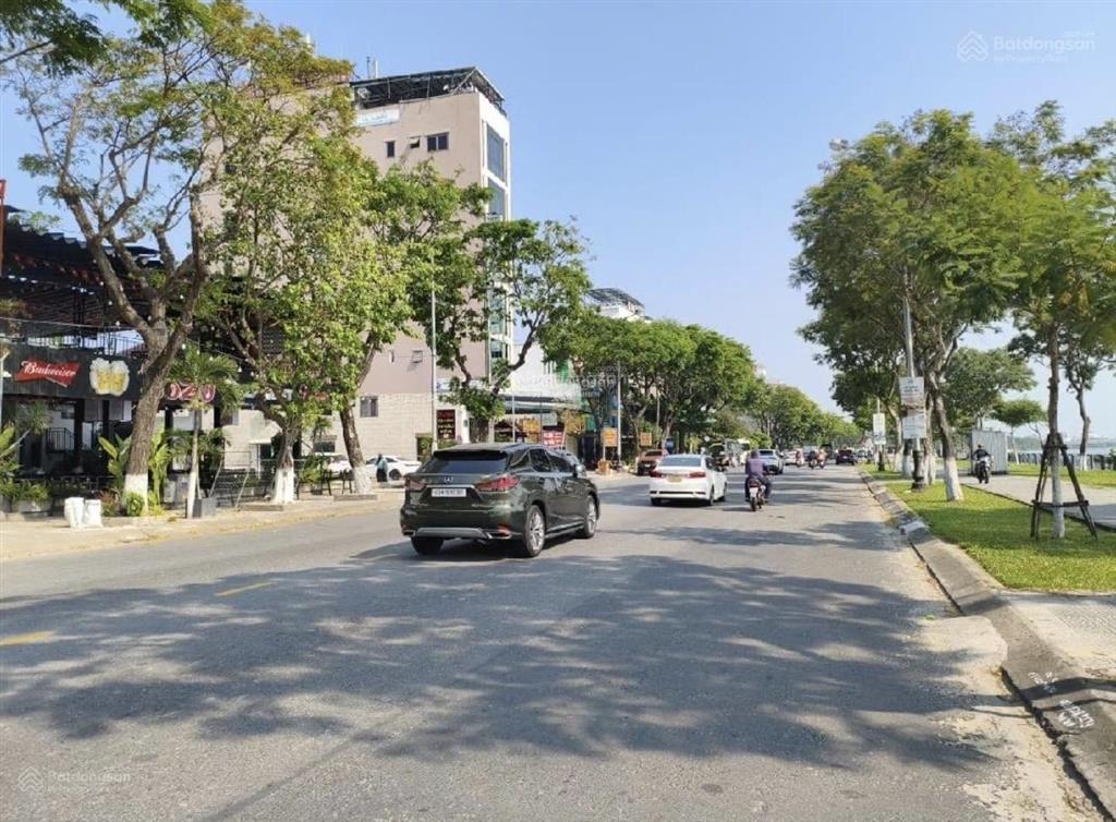 Lô góc 3 mặt tiền chương dươngphạm hữu kính dt 599m2.