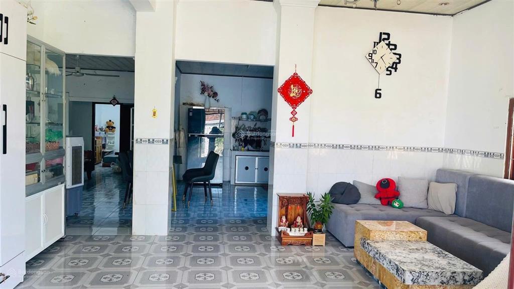 Chính chủ cần bán gấp vườn ở ninh hòa  sẵn nhà đẹp, đang vườn cây ăn trái trĩu quả.  0769 568 ***