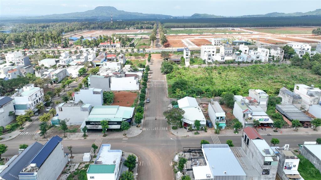 Bán đất trung tâm hành chính dầu giây, giá 16 triệu/m, sổ hồng riêng