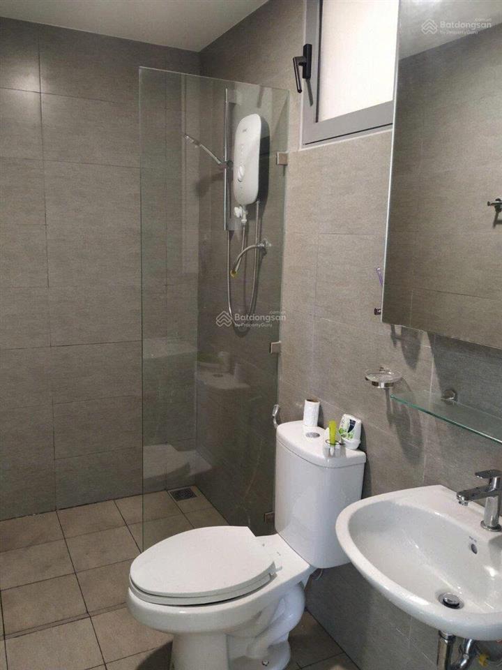 Em có căn hộ hausneo quận 9 cần bán. căn 55m gồm 1pn +1 và 1wc có full nội thất,sổ hồng