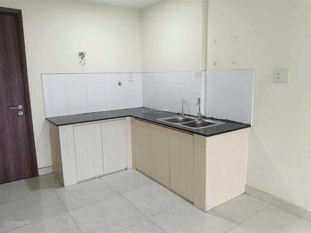 Chính chủ bán căn góc 64m², gồm 2 pn và 2 vệ sinh chung cư thủ thiêm garden.  0399 050 ***