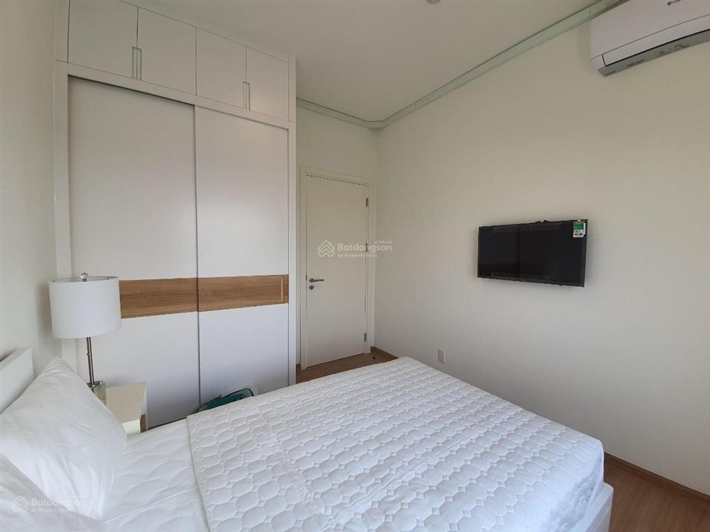Bán căn hộ chung cư hausneo,quận 9 gồm 2 pn và 2 wc có nội thất sổ hồng 0901 460 ***