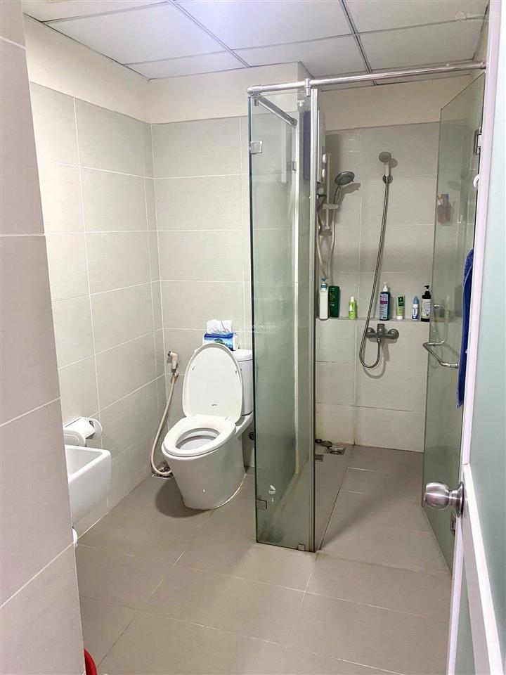 Cho thuê căn hộ flora kikyo,quận 9 gồm 1 phòng ngủ + 1 và 1 wc có nội thất 0399 050 ***