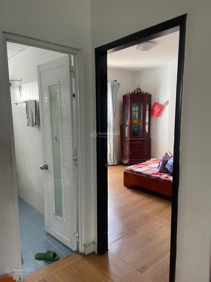 Cho thuê căn hộ phố đông hoa sen, đường liên phường, gồm 3 pn và 2 wc.  0399 050 ***