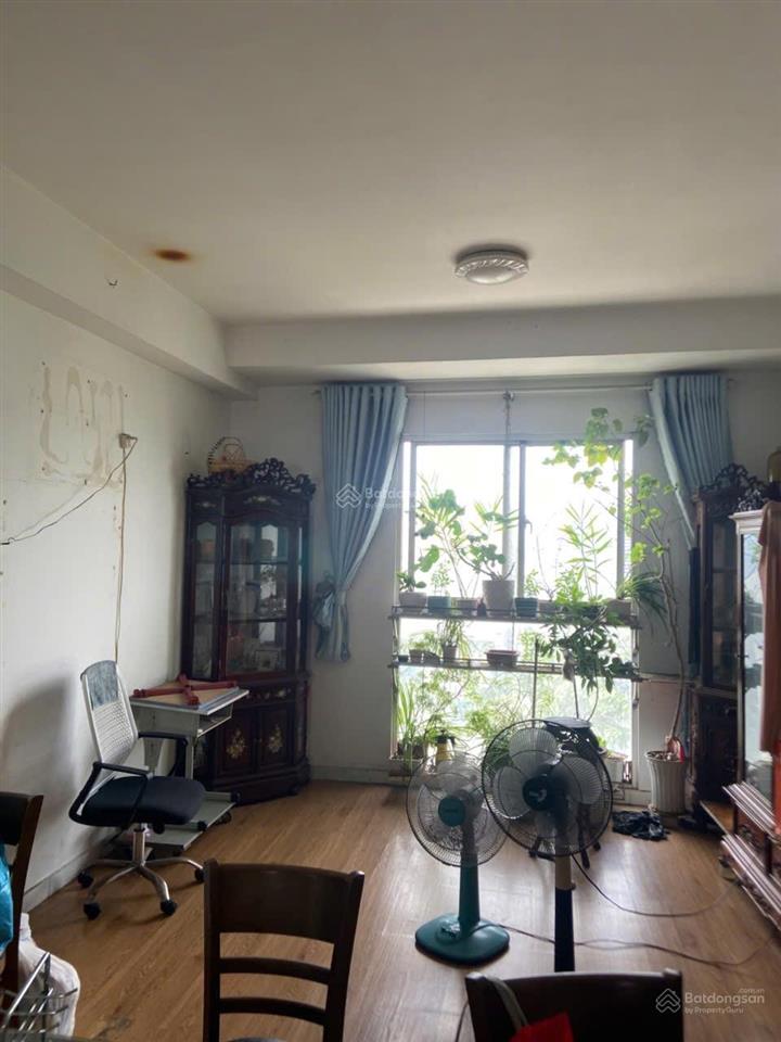Cho thuê căn hộ phố đông hoa sen, đường liên phường, gồm 3 pn và 2 wc.  0399 050 ***