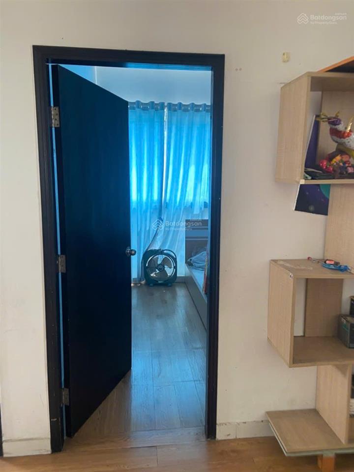 Cho thuê căn hộ phố đông hoa sen, đường liên phường, gồm 3 pn và 2 wc.  0399 050 ***