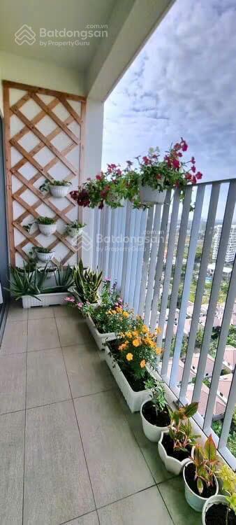 Cần cho thuê gấp căn hộ hausneo, quận 9 cũ, căn góc 2pn, 2 vệ sinh đầy đủ nội thất. 0901 460 ***