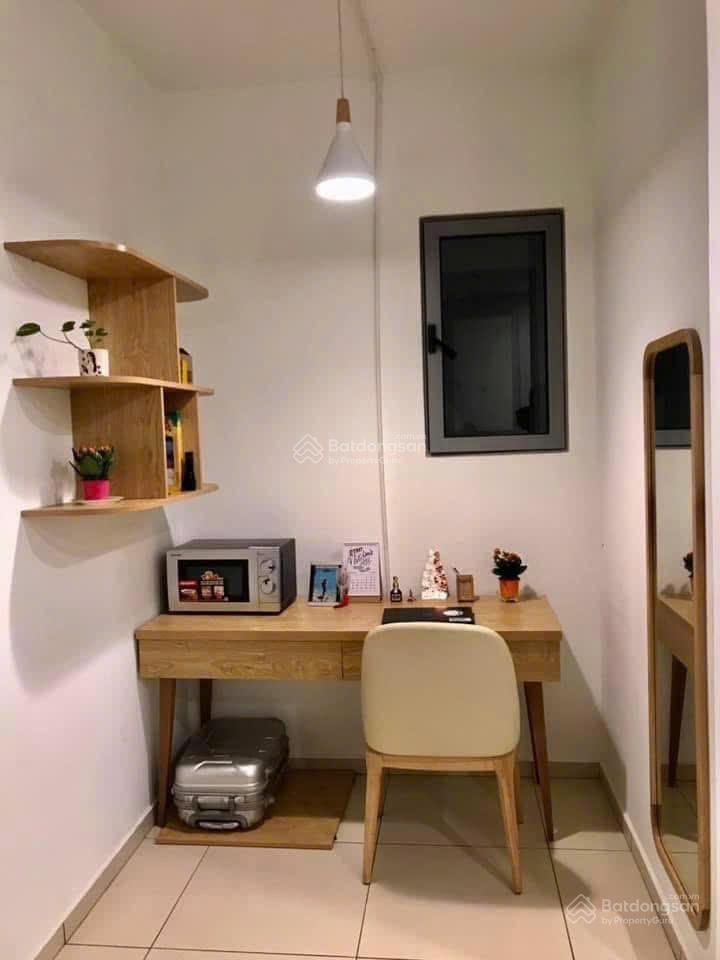 Cần cho thuê căn hộ hausneo,quận 9 gồm 1 phòng ngủ + 1 và 1 vệ sinh đầy đủ nội thất