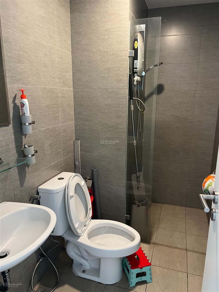 Cho thuê căn hộ hausneo, quận 9 cũ gồm 3 phòng ngủ, 2 vệ sinh có nội thất.  0901 460 ***