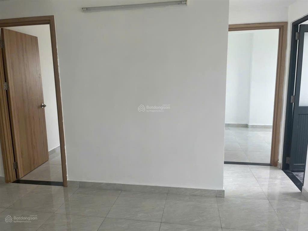 Em có căn hộ thủ thiêm garden, đường liên phường, 65m gồm 2pn và 2 vệ sinh cho thuê.  0399 050 ***
