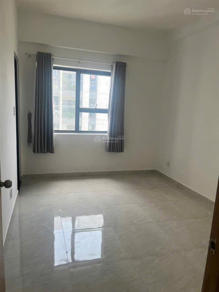 Em có căn hộ thủ thiêm garden, đường liên phường, 65m gồm 2pn và 2 vệ sinh cho thuê.  0399 050 ***