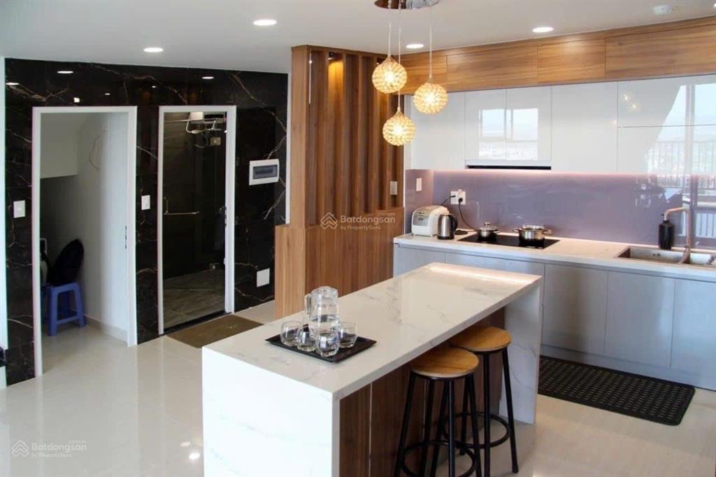 Cho thuê một số căn penthouse sky 9. thiết kế duplex gồm 3pn, 2 wc có sân vườn full nội thất