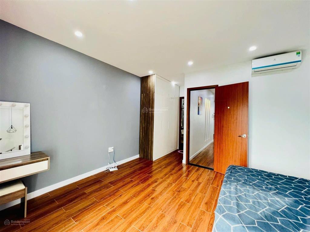 Cho thuê nhà phố marita khang điền, đường liên phường. 100m. 1 trệt 2 lầu có 3pn và 3vs có nội thất