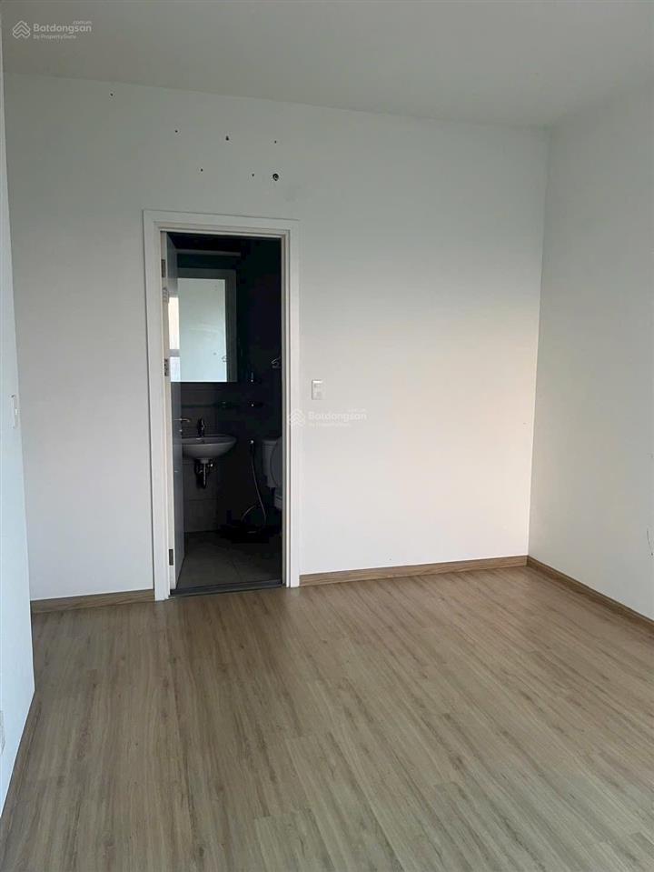 Chính chủ gửi bán căn hộ hausneo quận 9 căn góc 3 pn và 2 vệ sinh  0901 460 ***