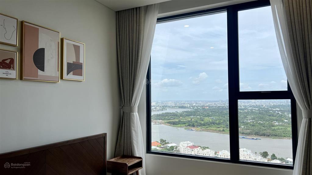 Toà west 2pn view sông nhà full nội thất