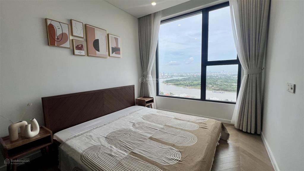 Toà west 2pn view sông nhà full nội thất