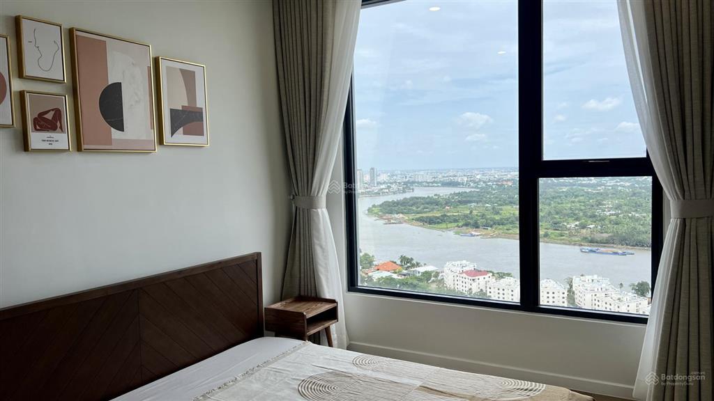 Toà west 2pn view sông nhà full nội thất