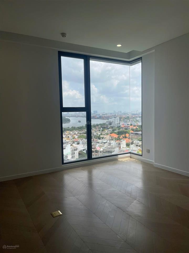 Bán căn góc 3pn view sông. nhà mới nguyên bản 100%. giá chỉ 17.5 tỷ lumiere riverside