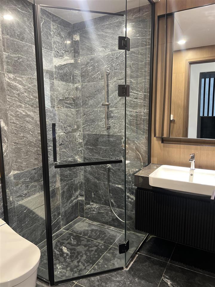 Bán căn góc 3pn view sông. nhà mới nguyên bản 100%. giá chỉ 17.5 tỷ lumiere riverside