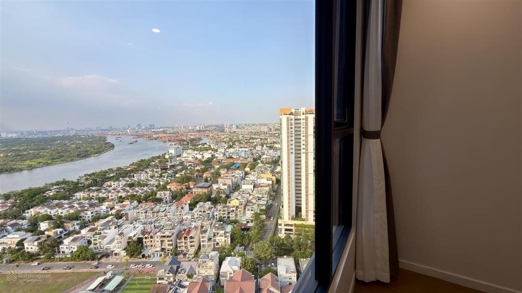Bán căn 1 phòng ngủ view sông. đã có sổ hồng. giá chỉ 9 tỷ lumiere riverside