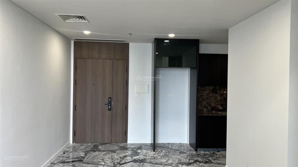 Căn 2 phòng ngủ góc lumiere riverside. sổ hồng sẵn. view hồ bơi siêu đẹp