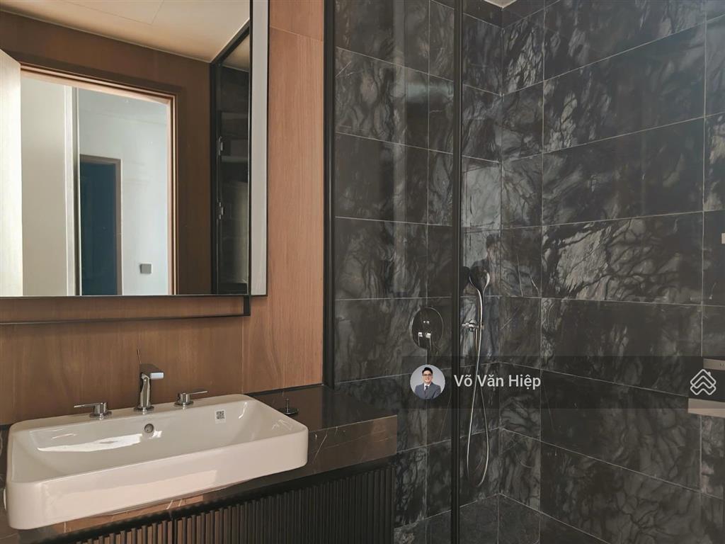 41 triệu/tháng căn góc 3 phòng ngủ view sông nội thất cơ bản
