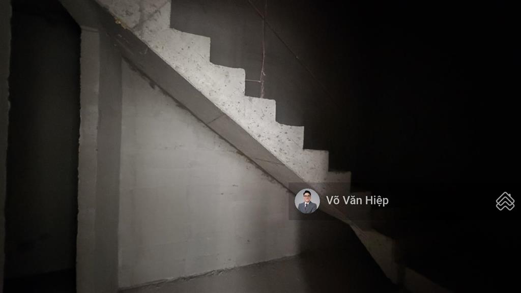 Bán cắt lỗ 8 tỷ  giá chỉ 19 tỷ shophouse sở hữu lâu dài tại lumiere riverside