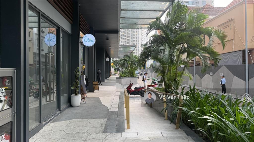 Bán cắt lỗ 8 tỷ  giá chỉ 19 tỷ shophouse sở hữu lâu dài tại lumiere riverside
