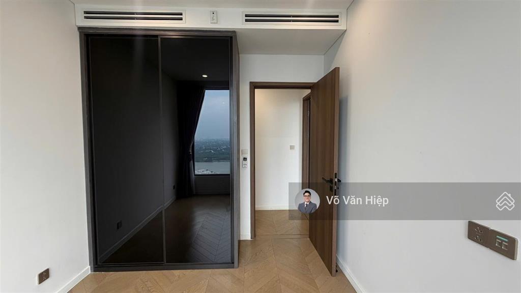 View sông 2 phòng ngủ nhà trống cho thuê giá 33 triệu lumiere riverside