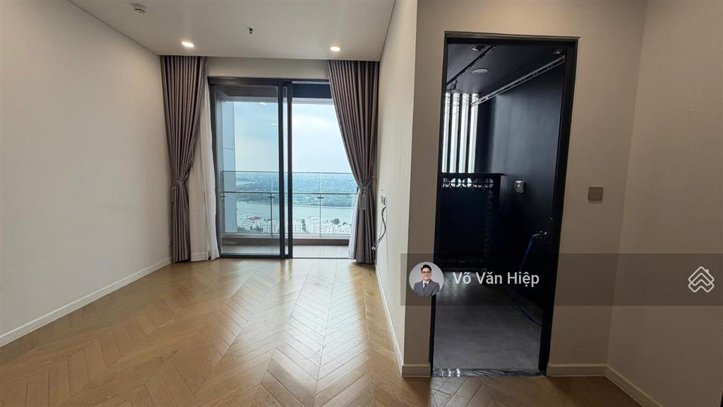 View sông 2 phòng ngủ nhà trống cho thuê giá 33 triệu lumiere riverside