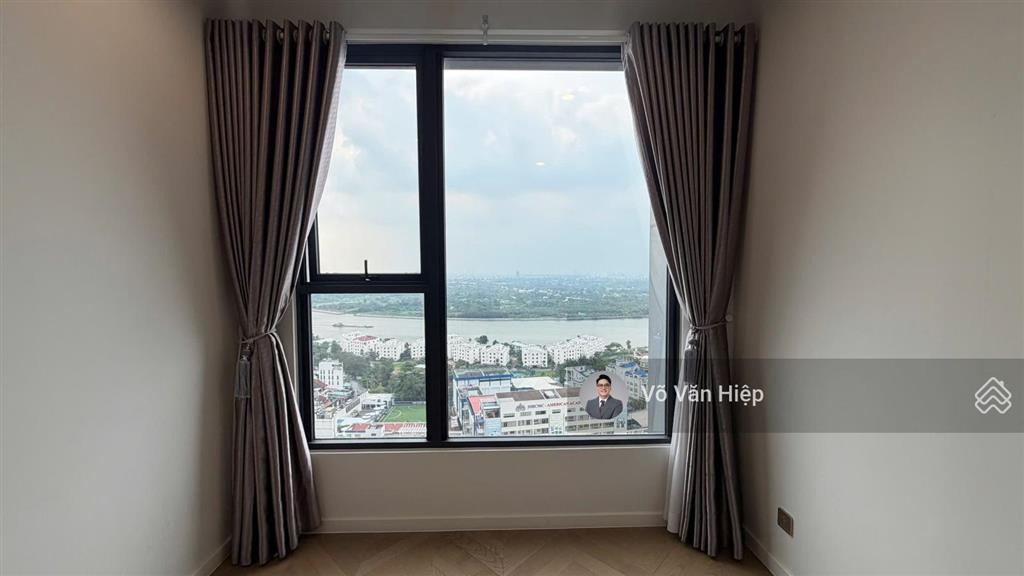 View sông 2 phòng ngủ nhà trống cho thuê giá 33 triệu lumiere riverside