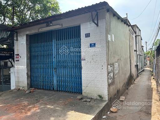 Cắt lỗ 5,8 tỷ buông sổ nhà hai mặt tiền huỳnh văn nghệ