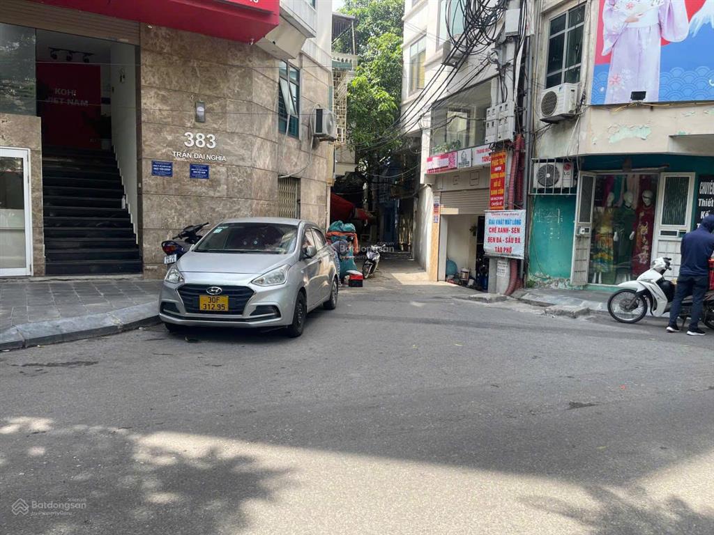 Cho thuê nhà 2 tầng ô tô đỗ cửa.đường trần đại nghĩa kéo dài khu bách kinh xây.phù hợp ở,kinh doanh