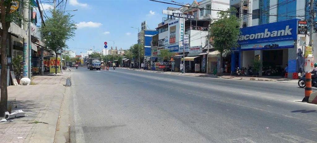 Bán quán cà phê song hành hóc môn giá 18.3 tỷ góc 2 mặt tiền nằm ngay ngã tư vip dts 264m2