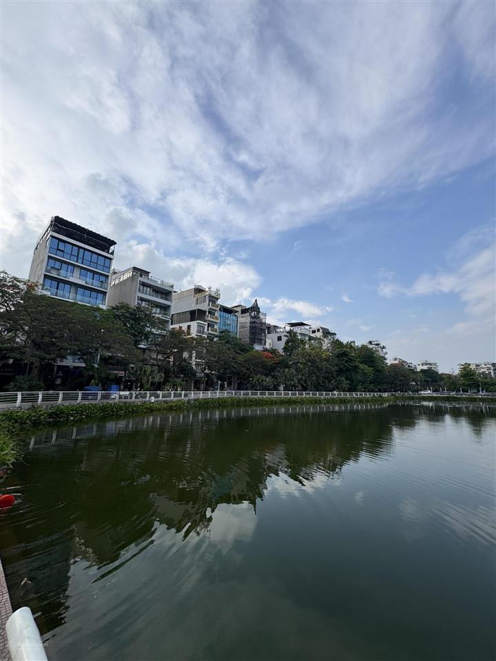 Bán nhà chính chủ khu phố trịnh công sơn , diện tích 33m , 4 tầng giá 11 tỷ  0961 668 ***